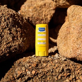 Mustela Mustela Stick Solare Protezione Molto Alta SPF50+ Viso e Labbra Bimbi, 10ml