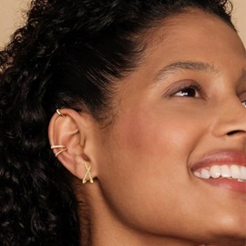 Gold Earrings for Women, Trendy Gold Stud Earrings Hypoallergenic Cubic Zirconia Diamond Earring for Women Gifts Minimalist Simple Dainty Earrings Jewelry (B)