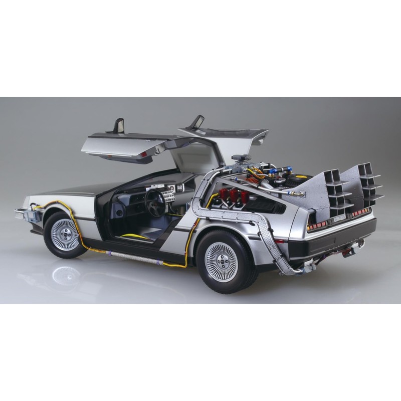 Aoshima Back to The Future Part I: Time Machine 1:24