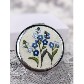 Leimandy 4-Pack Embroidered Bridesmaid Compact Mirrors - Double-Sided 1x/2x Magnifying Pocket Mirror Foldable Makeup Mirror for Wedding Shower | Birthday | Graduation Gifts L2 (Blue ForgetMeNot)