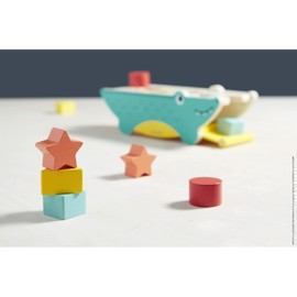 Janod - Crocodile Shape Sorter Tropik - Wooden Development Toy - Educational Toy Shapes and Colours - 8 to Plug in - FSC Certified - Watercolour - From 1 Year, J08267