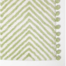 Homescapes Green Zigzag Bath Mat 50 x 80 cm Tufted Chevron Bath Mat with Pompoms