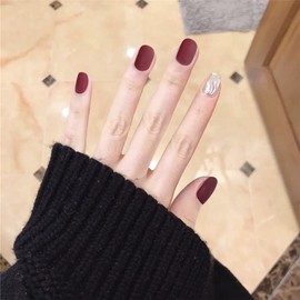 24 pcs Red and Silver 2 Colors Wavy Line Matte Texture Bridal Photography Manicure Removable Nail Piece for Receptions, Weddings, Photo Taking, Parties, After-parties, School Entrance Ceremonies,