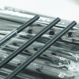 Sunnap Straight Straws Colored Straws Individually Wrapped 500 pcs 21cm Black Stylish Commercial Use Large Capacity Flexible for Iced Coffee Iced Drinks Clear Bag 090652