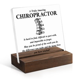 Juoqg Funny Chiropractor Plaque - A Truly Amazing Chiropractor Acrylic Sign with Wooden Stand, Spine Themed Office Decor, Thank You & Retirement Gifts for Men & Women, Clinic Appreciation Present