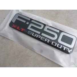 Ford 1999-2004 Ford F-250 Super Duty XLT Fender Emblem Right Left F81Z-16720-RA Logo