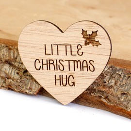 Little Christmas Hug Wooden Heart Token Little Pocket Hug Miss You Note Hardwood Gift for Someone You Love Thinking Of You Keepsake No Hole. (5)