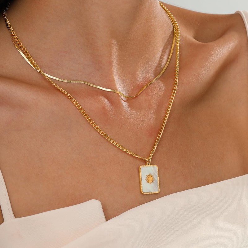 XYWstore Women's Stainless Steel Gold Plated Pendant Necklace, Geometric Square