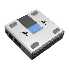 Sarini Lightweight internet phone adapter for easy long distance calls