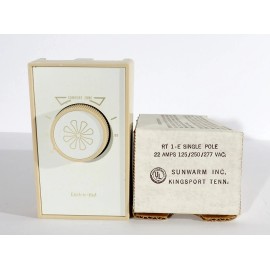 SUNWARM RT1-E Electric Heat Wall Thermostat Line Voltage NEW OLD STOCK