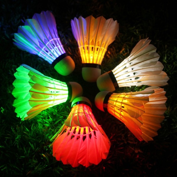 Inngree LED Badminton Birdies, LED Colourful Shuttlecock Dark Night Goose Feather Glow Birdies Lighting Outdoor Indoor Sport Activities (Colourful-6pcs)