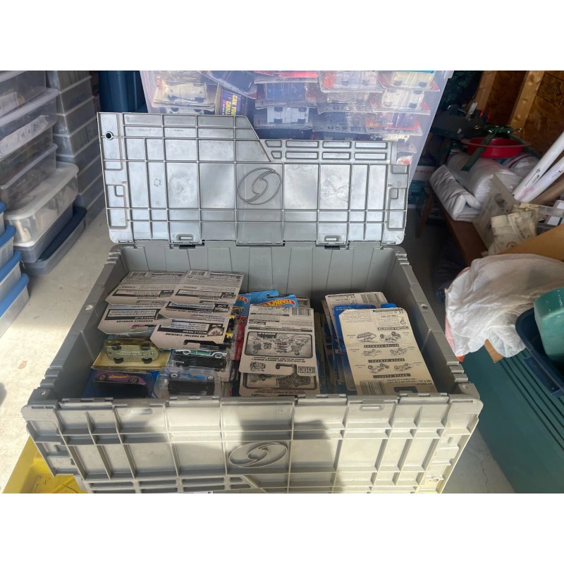 Mattel Random lot of 50 Carded Hot Wheels And Matchbox