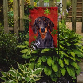Caroline's Treasures LH9313GF Dachshund Red and Green Snowflakes Holiday Christmas Garden Flag Mailbox Flag Decorative Yard Flag Banner Outside Patio Artwork Yard Flower Beds, Garden Size, Multicolor