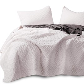 Kasentex Quilted Coverlet 3-pc Mini Bedding Set-All Season Lightweight Ultra Soft Stone Washed Blanket-Heat-Pressed 2-Tone Reversible Color, King + 2 King Shams, Sheer Pink/Grey Mist
