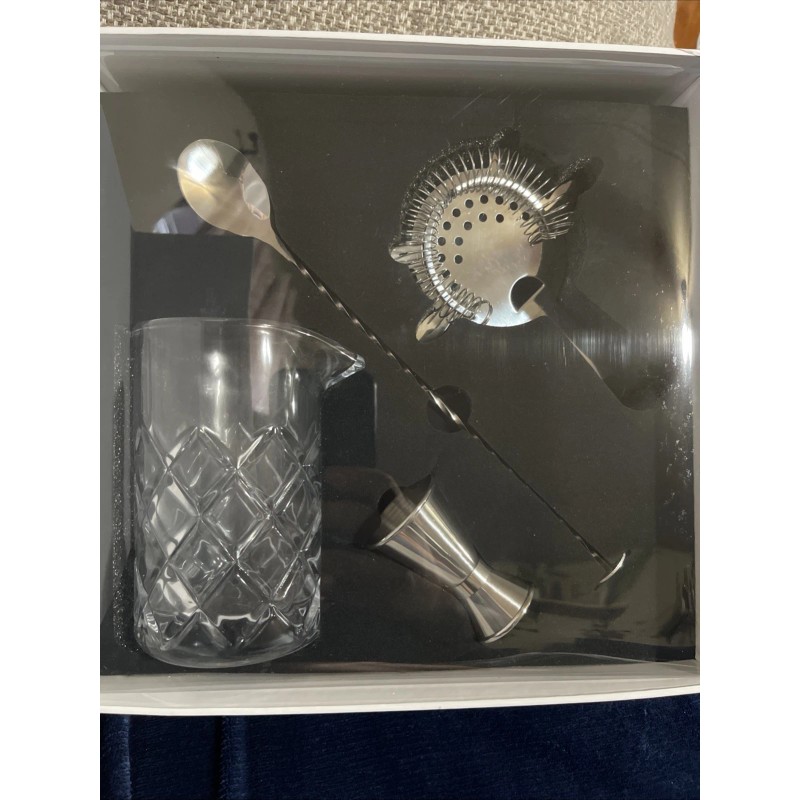 Silver One 4 Pc Set Cocktail Mixer Stainless Steel Plus