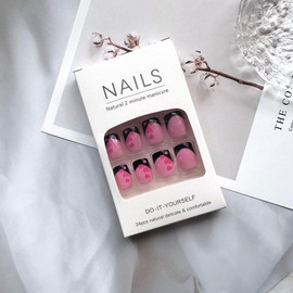 Black French Tip Fake Nails Valentine's Day Press on Nails Short Square Fake Nails with Small Pink Hearts Design Glossy Black Nail Tips Nude Pink Acrylic Glue on Nails for Women Girls Nail Art Decor
