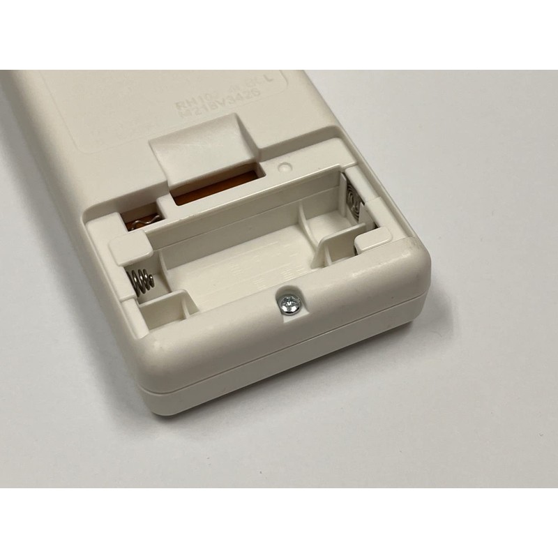 Mitsubishi Room Air Conditioner Remote Control RH151 (M21 ED6 426)