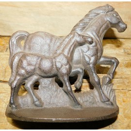 Vintage Cast Iron Horse Brown COLT Paper Weight Garden Rustic Door Stop Pony