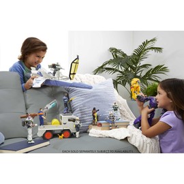 Buzz Lightyear HHJ87 Zyclops Robot Figure with Battle Equipment, 12 Movable Joints, Arm Cannon, Blast and Slingshot Action and Projectiles, Toy for Children from 4 Years