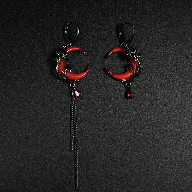 Gothic Red Moon Rose Earrings for Women Vintage Asymmetric Rose