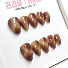 Caramel Wood Handmade Nail Tips - Short Almond / 카라멜 우드 수제네일팁 - 숏아몬드