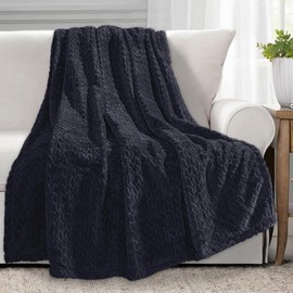 Homebliss Cuddly Blanket, 150 x 200 cm, Fluffy Fleece Blanket, Couch Blanket, Super Soft Fleece Blanket as Sofa Throw or Bed Throw, Bedspread - Blue