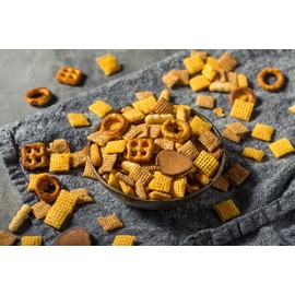 A Blend Above Asiago Roasted Garlic Cracker/Pretzel Seasoning, 3 pack, Gourmet Cracker and Pretzel Seasoning, Easy to Make, Makes 2 Sleeves of Crackers or 2 Bags Oyster Crackers, Makes 1 Bag of Pretzels, All Natural, No Msg, No Preservatives, Low Sodium,