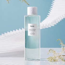 Huxley Cleansing Water Be Clean Be Moist 300mL / 헉슬리 클렌징 워터 비 클린 비 모이스트 300mL