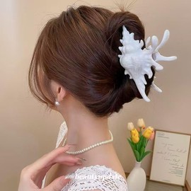 TUCEWP Conch Hair Clips Large White Conch Hair Claw Clips for Women Girls Acrylic Conch Hair Clips for Thick Thin Hair Strong Hold Hair Catch Clamps Barrettes Summer Beach Mermaid Hair Accessories