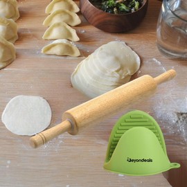 Beyondeals Bundle Of Silicone Heat-Resistant Mini Oven Pinch, And Classic Wood Rolling Pin, 17.75-Inch, Natural, Pack Of 4