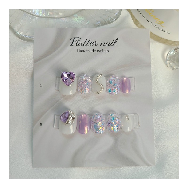 Bora Heartstone Glitter Handmade Nail Tips - Short Oval Mini