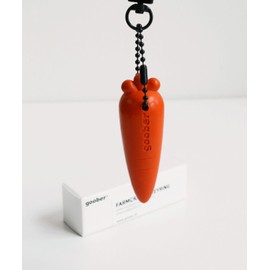 Guber Gubor Carrot Crayon Keyring