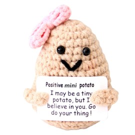 qyqkfly Mini Positive Cute Funny Life Potato Tomato Eggplant Onion Cute Animals Creative Knitted Holding Card Crochet Birthday Christmas Girls Gifts Party Decor