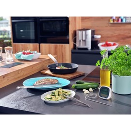 Leifheit Kitchen Tweezers 20 cm, for Lovingly Decorating and Serving, Kitchen Tongs for Turning Steaks, Barbecue Tongs, Stainless Steel Cooking Tongs, Dishwasher Safe Barbecue Tweezers