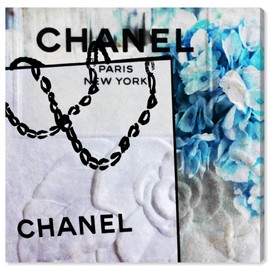 Oliver Gal ''French Hydrangea" Canvas Art, 20" x 20"