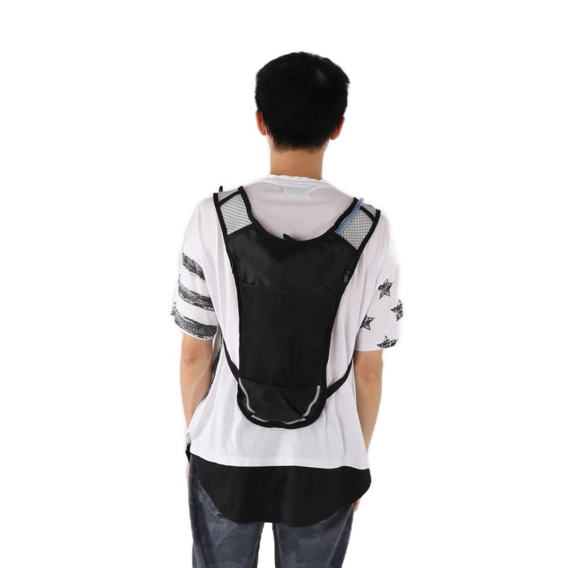 Hydration Pack Lightweight Breathable Multifunctional Water Backpack with 2L Water