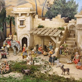 FADEDA 12 x John Nativity Figures, Height: 10 cm, Hand-Painted, Detailed Nativity Scene Figures, Christmas Table Decoration, Nativity Accessories