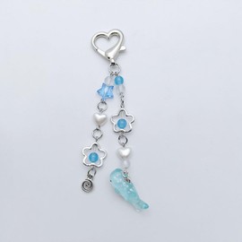 Maxtonser Cute Whale Keychain Pendant Exquisite Whale Keyring Y2K Sweet Cool Hollow Flower Keyholder For Birthdays Valentines Day,Blue