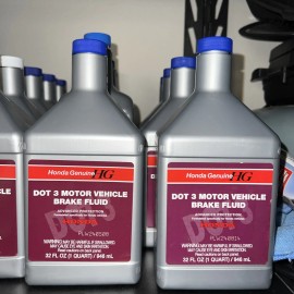 Honda GENUINE HONDA BRAKE FLUID DOT 3