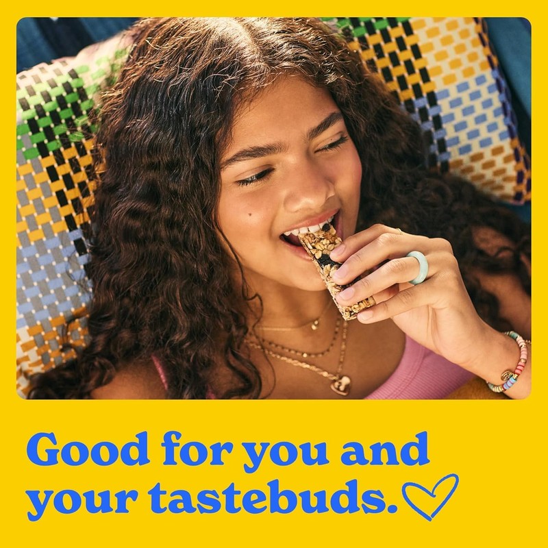 MadGood Granola Mixed Berry Bars, 5.1 oz.