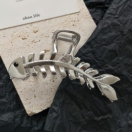 Metal Silver Hair Claw Clips Fish Bone Shape Hairpins Elegant Fishbone Hair Clips Clamps Crab Hair Jaw French Lady Hair Accessories Fashion Hair Headwear Hair Crab Clips for Women Thick or Thin Hair Styling