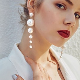 Yienate Elegant Large Pearl Earrings Stud Earrings Long Tassel Earrings Exaggerated Large Pearl Tassel Stud Earrings Hanging Earrings Fashion Pearl Jewellery for Women and Girls, Pearl
