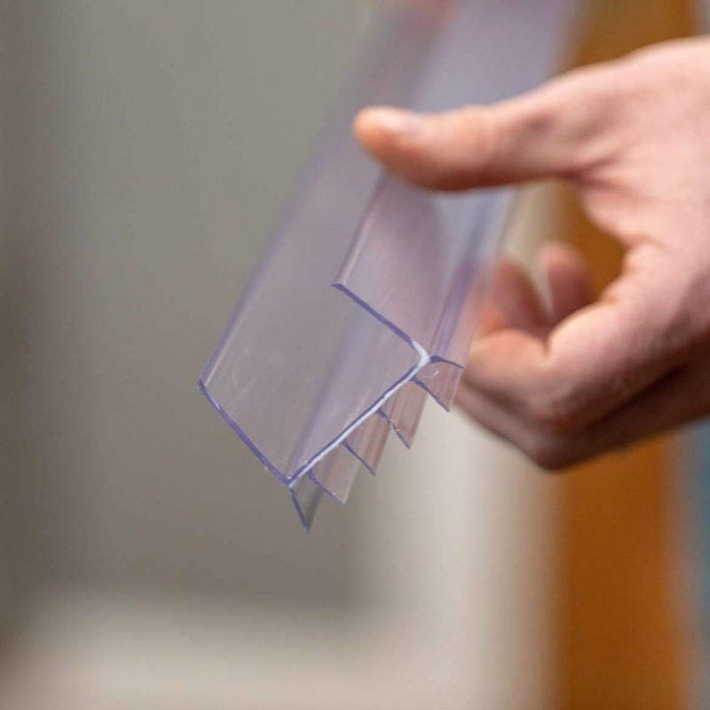 Duck Brand MAX Strength Clear 36" Trimmable Slide-On Triple Draft