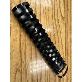 bulk 50-pack half-sheet 1-3/4" black plastic binding combs (375 sheet capacity)