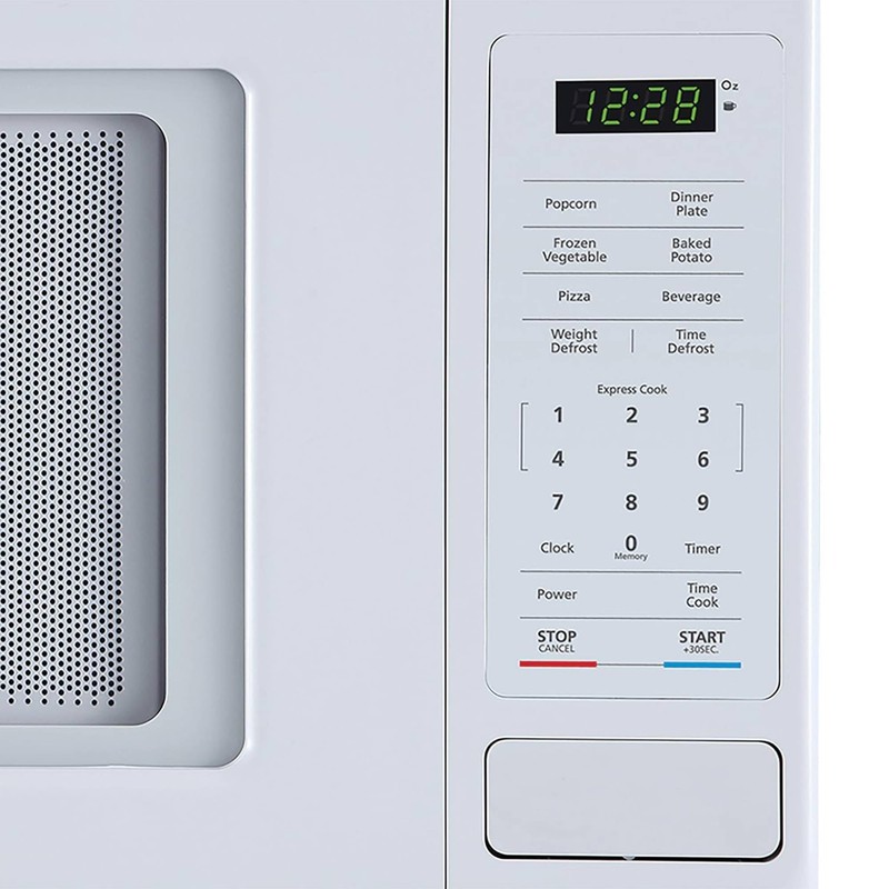 Magic Chef 0.9 Cubic Feet 900 Watt Stainless Countertop Microwave