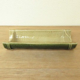 Arrival Sushi Vase with Yellow Seto Bamboo Split One Way With 和食 Charger Industrial