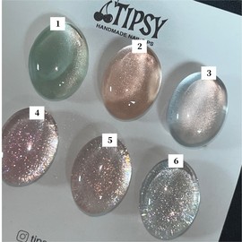 12 types of magnetic gel one-color handmade nail tips (base color can be added - 2-tier case / 자석젤 원컬러 12종 수제네일팁(베이스 컬러 추가 가능 - 2단케이스