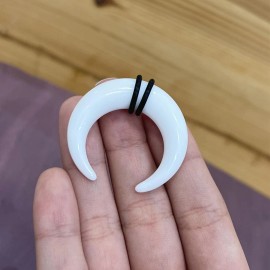Luxe Modz 1PC Buffalo Horn Horseshoes White Acrylic C Shaped Septum Pincher Tapers Bull - 00 Gauge (10mm)