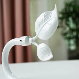 HIKMLK Leaf Shaped Curtain Holdbacks 2pcs, Handmade Metal Curtain Side Holders for Wall, Antique Bronze Brass Curtain Tieback Hook Pull Backs for Drapes Window Home Decoration (Pearl White)