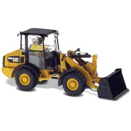 Platz DM85557 1/50 High Line Series Cat 906M Compact Wheel Loader Painted Die-Cast Model Finished Product